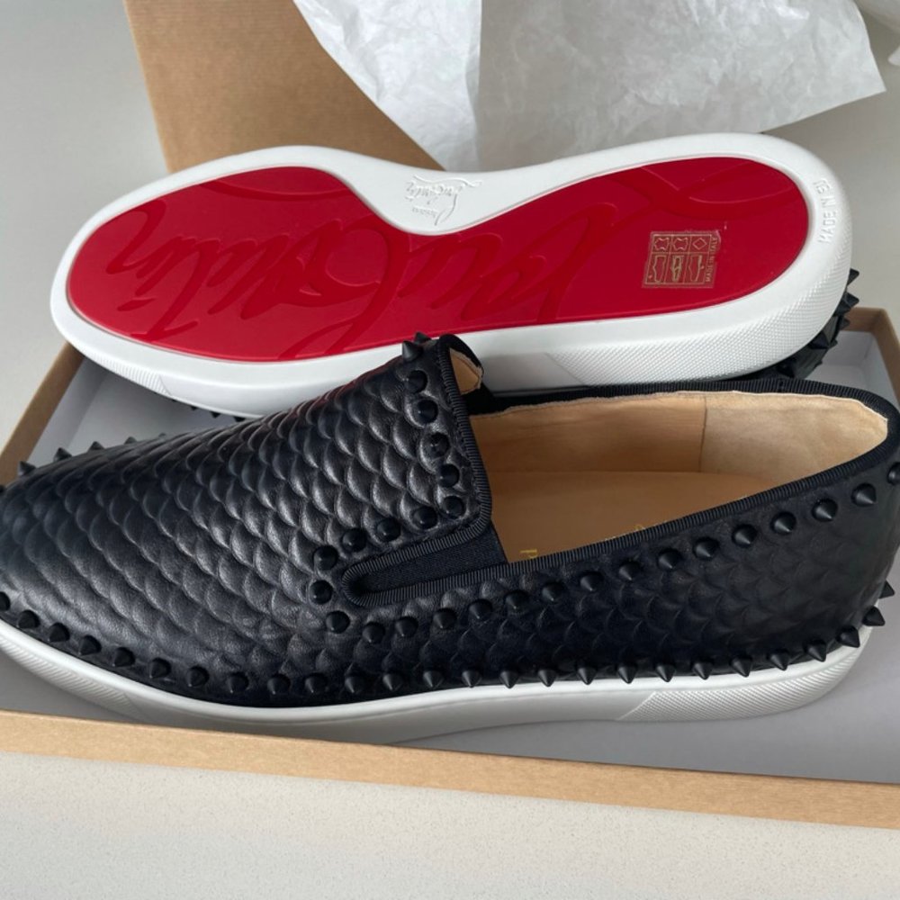 Christian Louboutin Pik Boat Flat Nappa Scallops